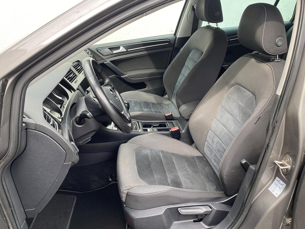 Volkswagen Golf 1.4 TSi Highline