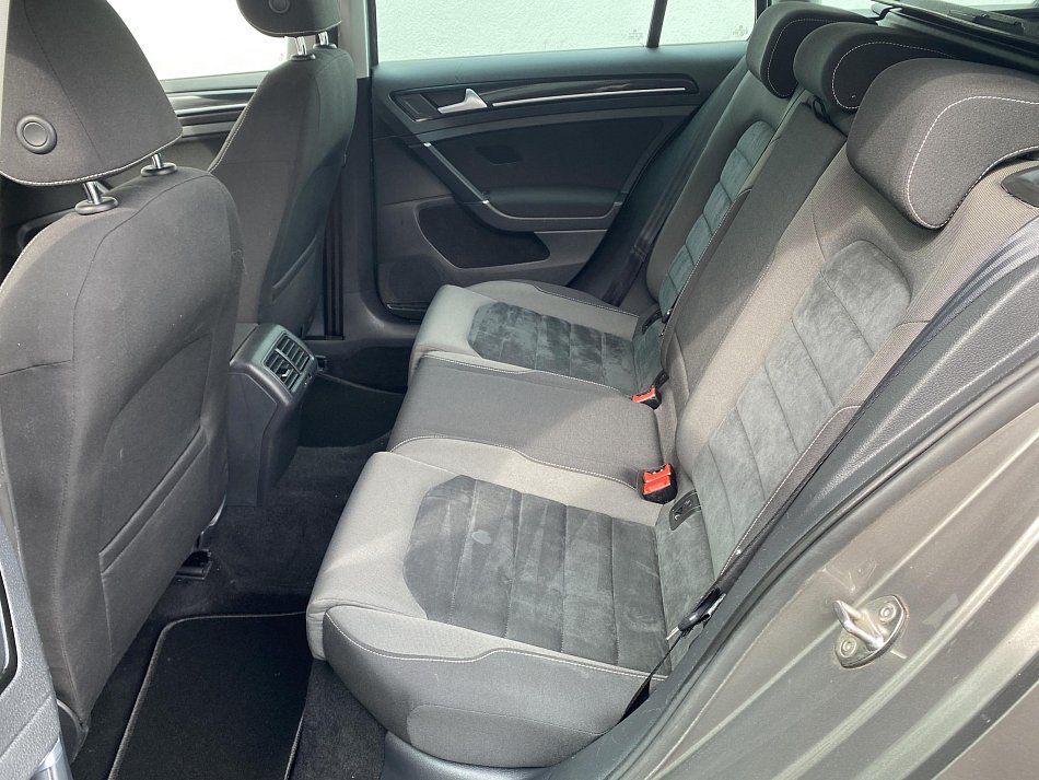 Volkswagen Golf 1.4 TSi Highline