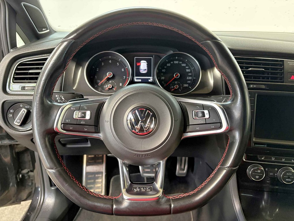Volkswagen Golf 2.0 TFSi GTi