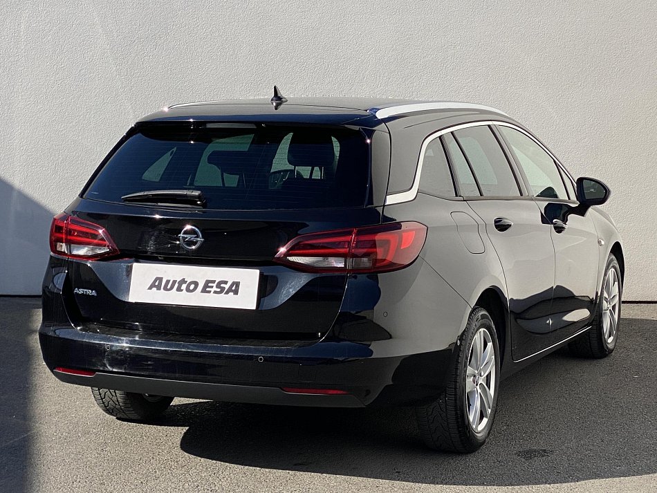 Opel Astra 1.6 CDTi Innovation