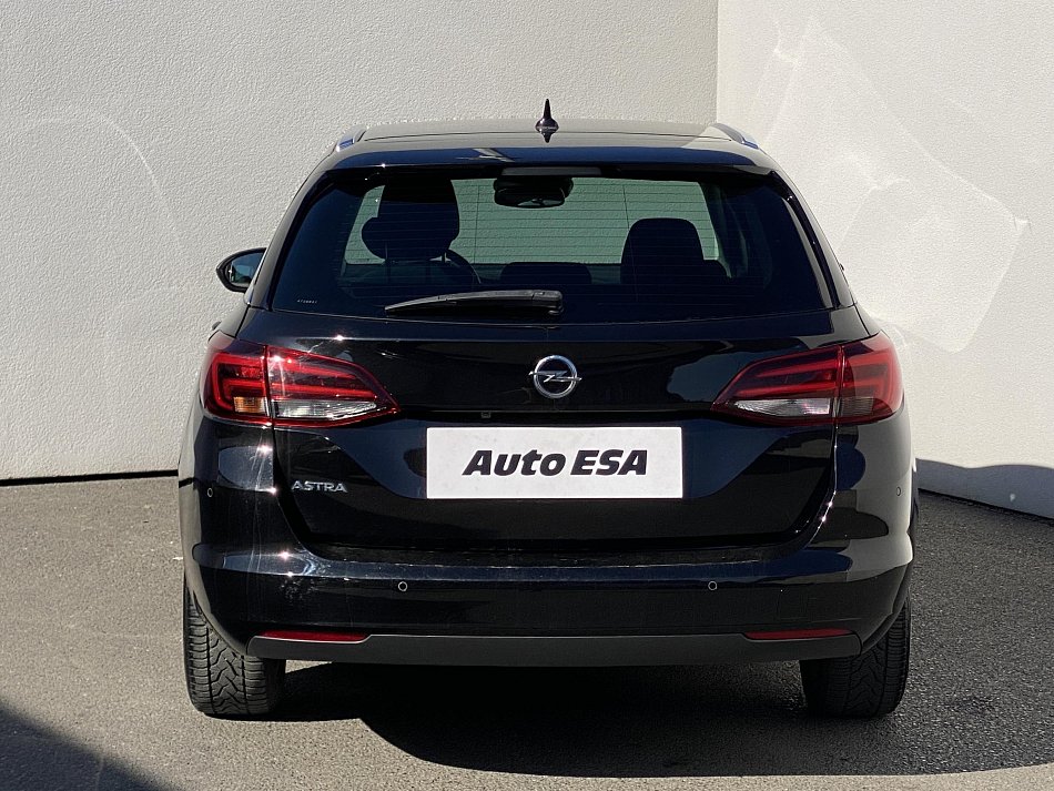 Opel Astra 1.6 CDTi Innovation