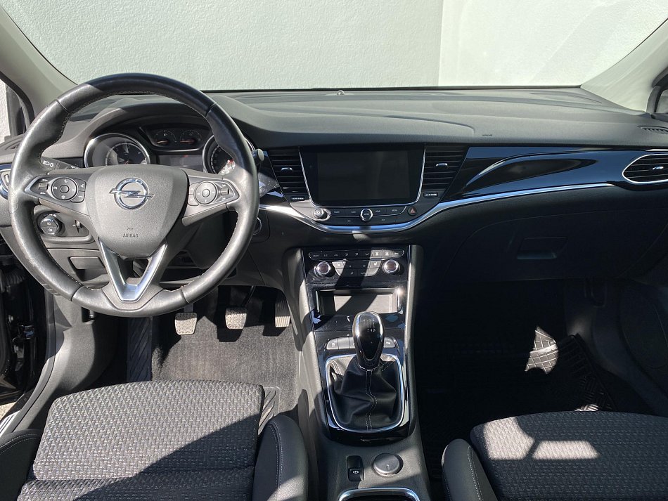 Opel Astra 1.6 CDTi Innovation