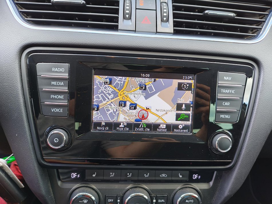 Škoda Octavia III 2.0 TDi Scout