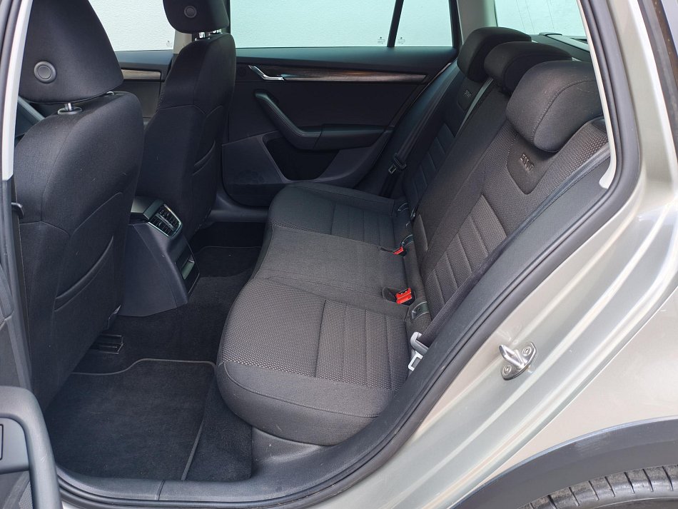 Škoda Octavia III 2.0 TDi Scout