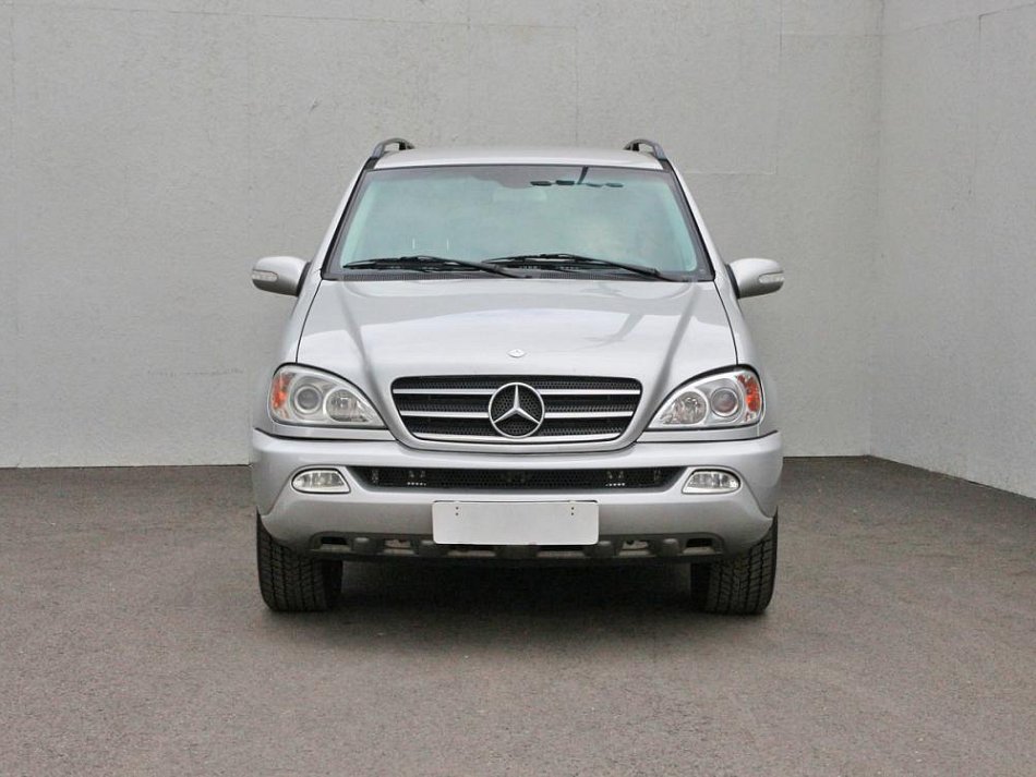 Mercedes-Benz Třída M 2.7 D 