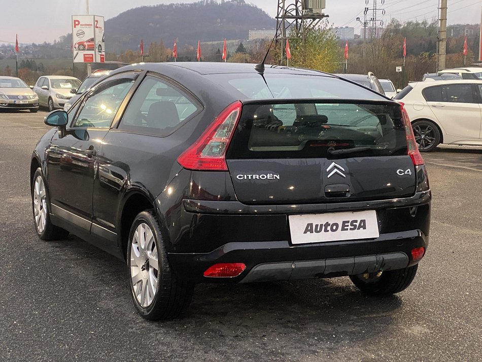 Citroën C4 1.4i 