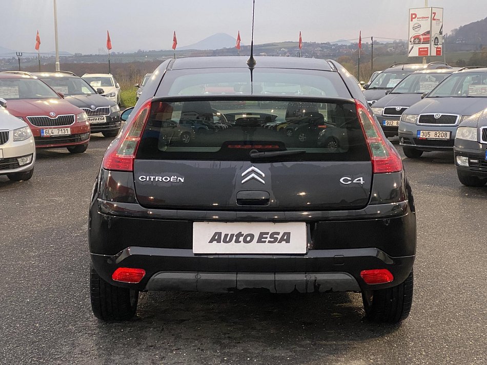Citroën C4 1.4i 