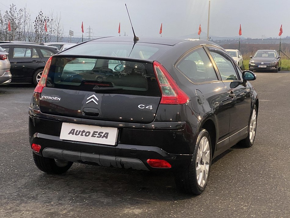 Citroën C4 1.4i 
