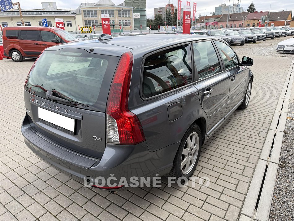 Volvo V50 2.0D  D4