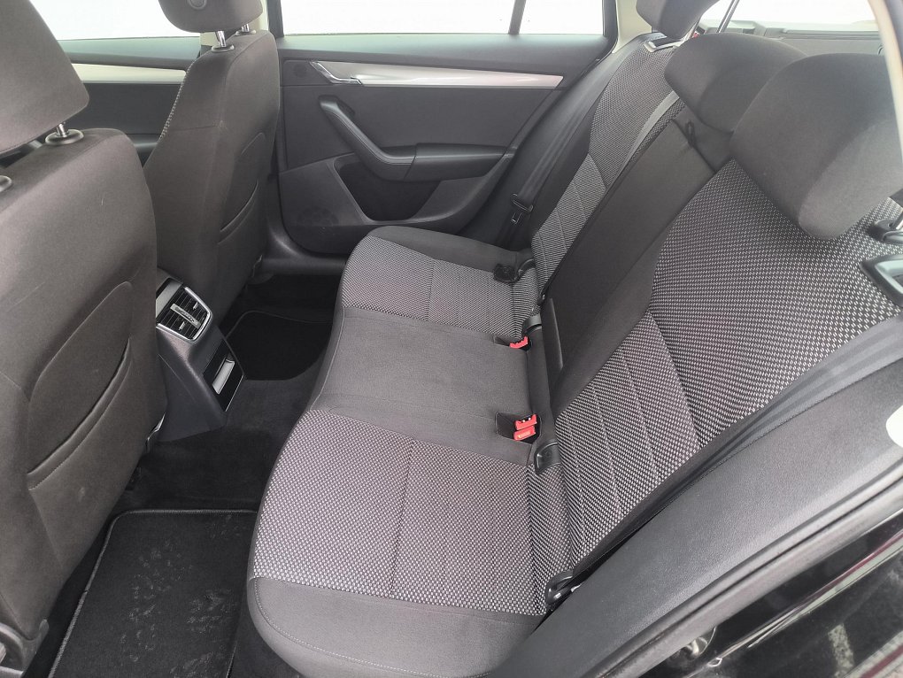 Škoda Octavia III 2.0 TDi Ambition