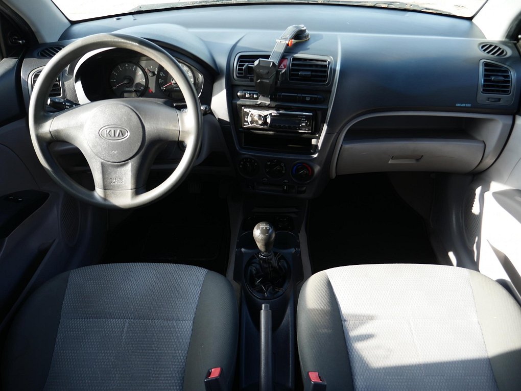 Kia Picanto 1.0i 