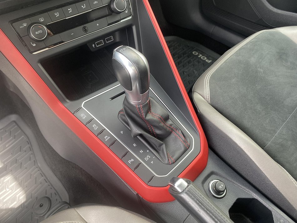 Volkswagen Polo 2.0 TSi GTi