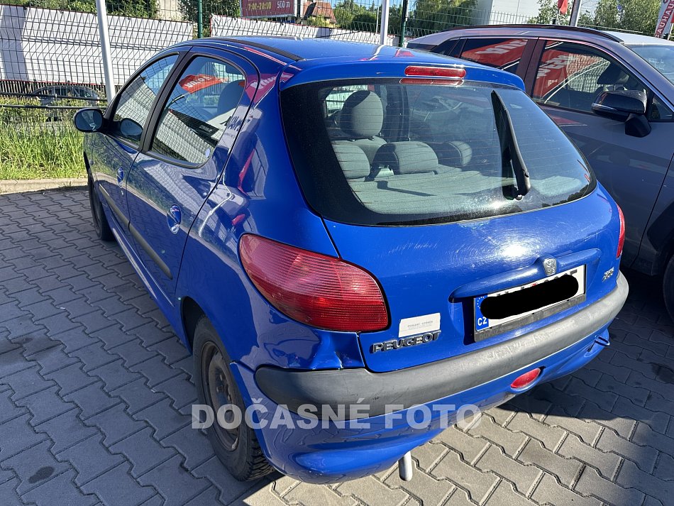 Peugeot 206 1.1 i 