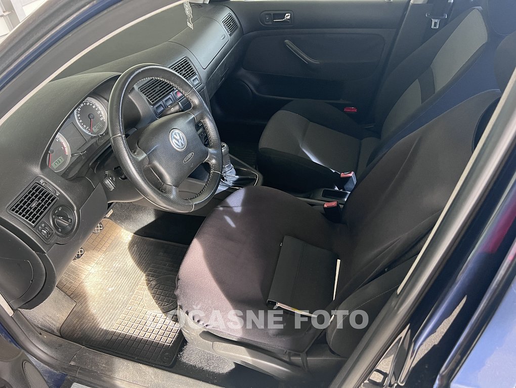 Volkswagen Golf 1.6i Ocean