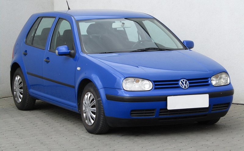 Volkswagen Golf 1.4MPI 