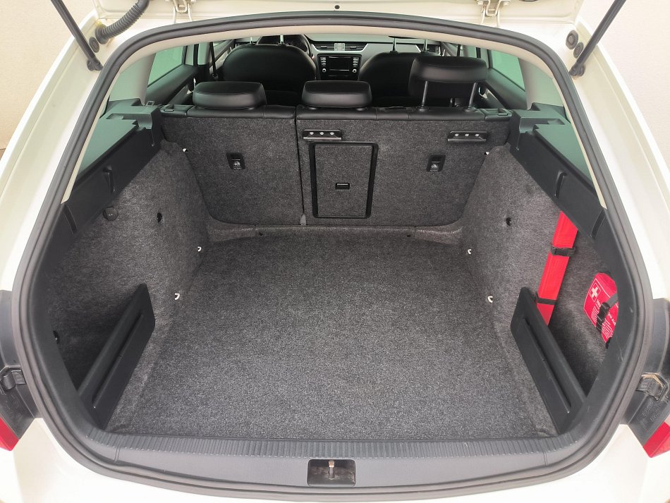 Škoda Octavia III 2.0 TDi Elegance