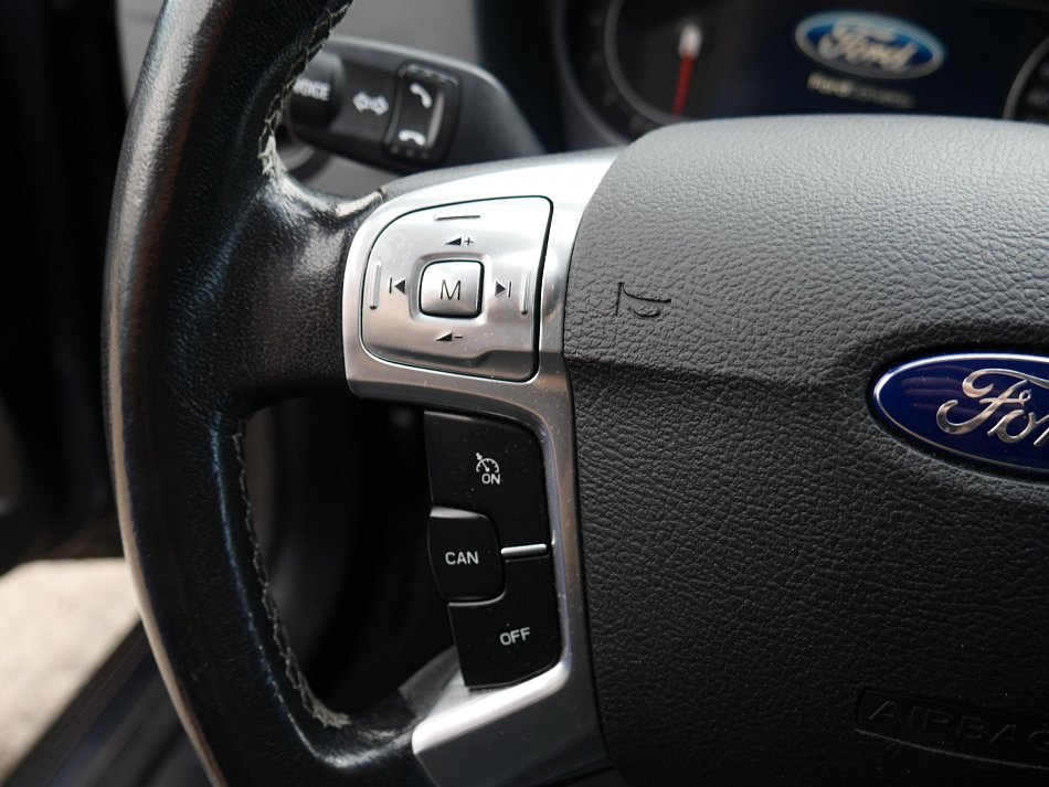 Ford Mondeo 2.0i Titanium
