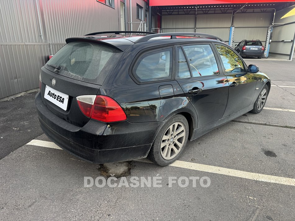 BMW Řada 3 2.0 i 