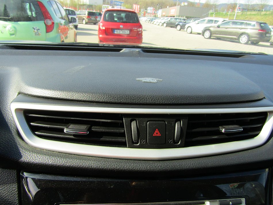 Nissan Qashqai 1.2DIG 