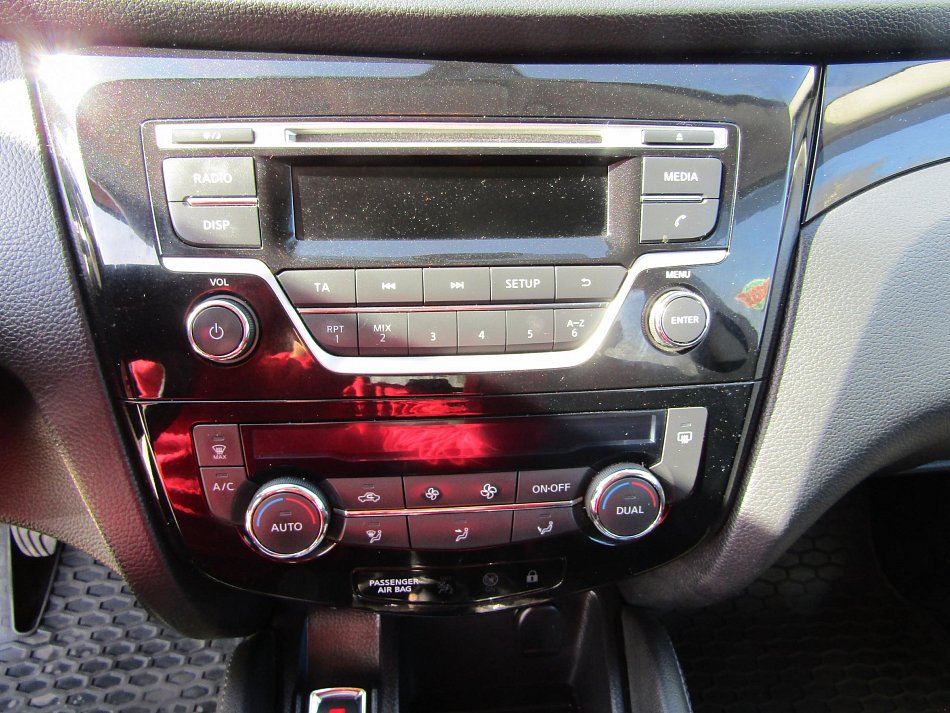 Nissan Qashqai 1.2DIG 