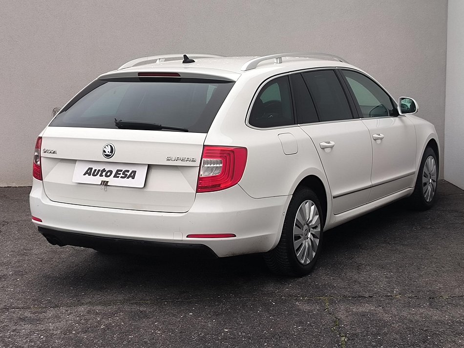 Škoda Superb II 2.0 TDi Elegance