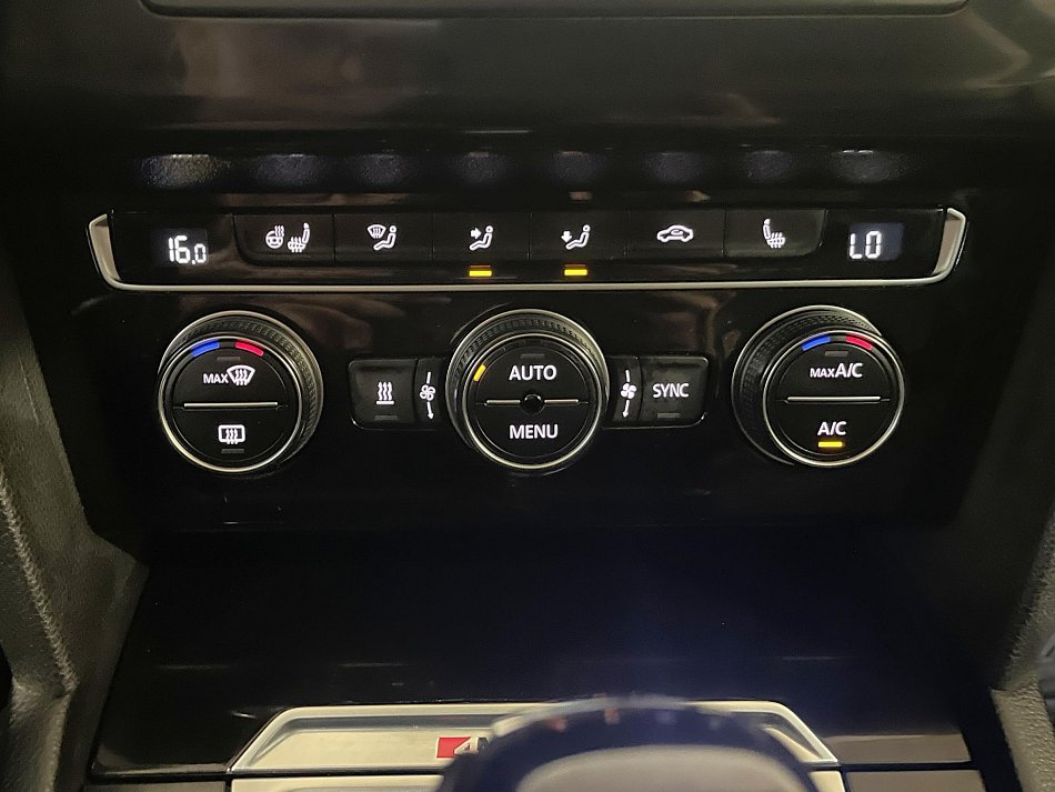 Volkswagen Passat 2.0 Bi- TDi  4x4