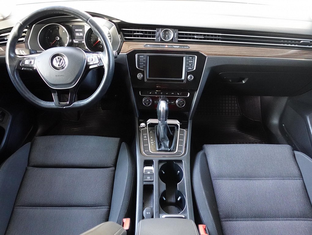 Volkswagen Passat 2.0 TDi 