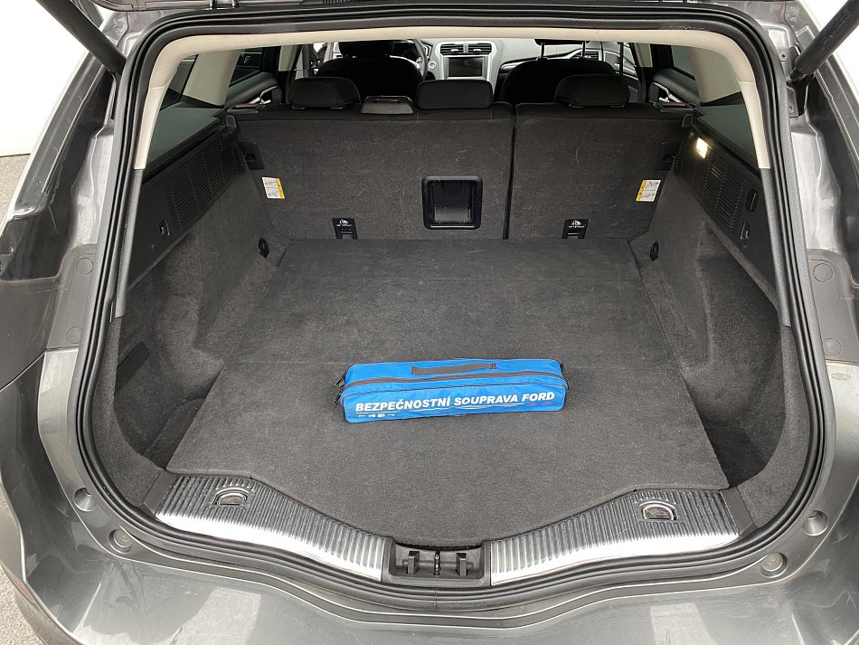 Ford Mondeo 2TDCi  4x4