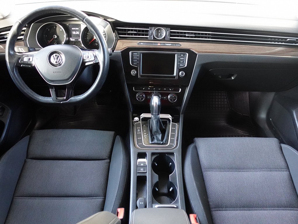 Volkswagen Passat 2.0 TDi 