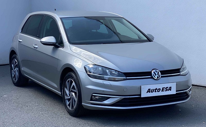 Volkswagen Golf 1.0 TSi Sound