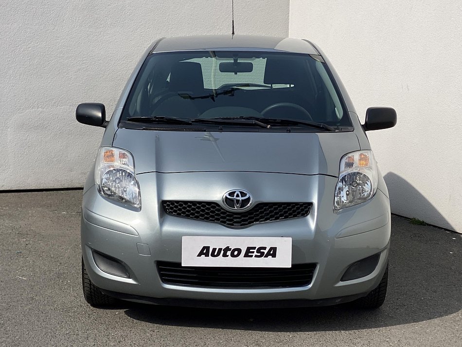 Toyota Yaris 1.3i Terra Cool