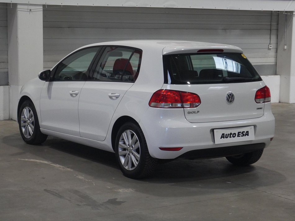Volkswagen Golf 1.6i 