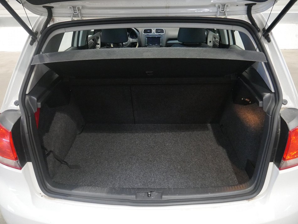 Volkswagen Golf 1.6i 