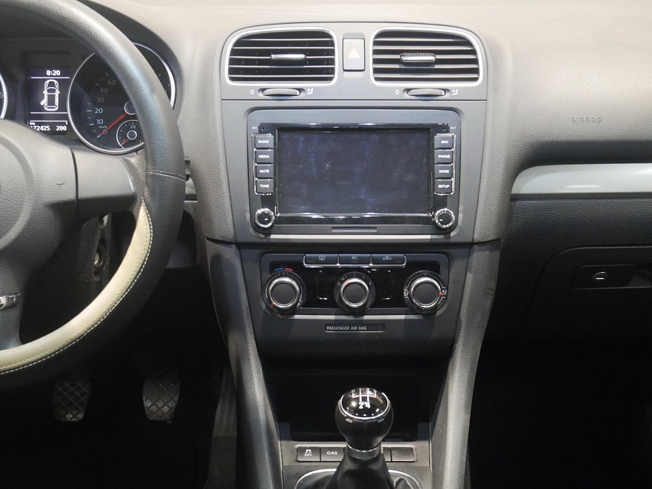 Volkswagen Golf 1.6i 