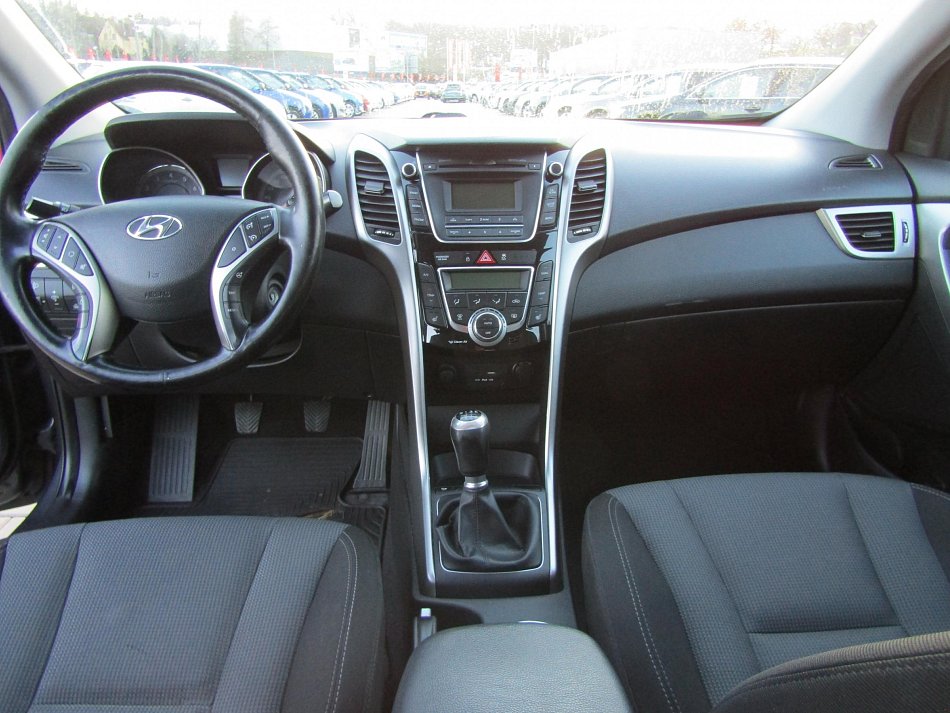Hyundai I30 1.6 i 