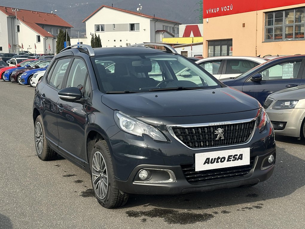 Peugeot 2008 1.2PT 