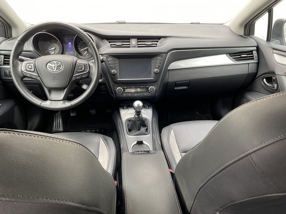 Toyota Avensis 2.0 D-4D Sport