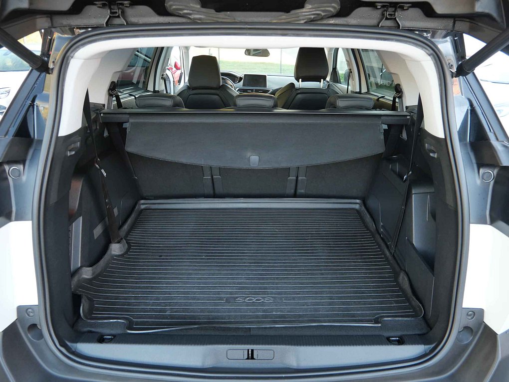 Peugeot 5008 1.5 HDi Allure