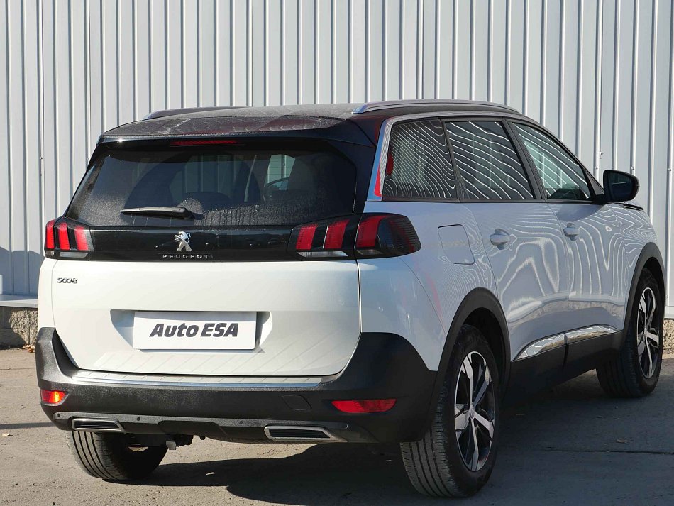 Peugeot 5008 1.5 HDi Allure