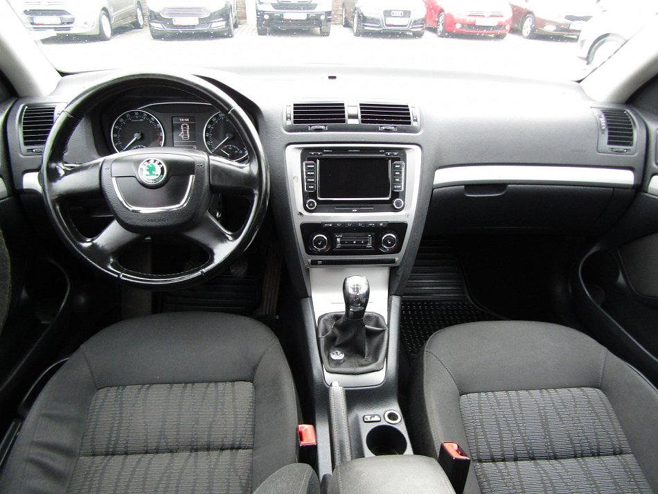 Škoda Octavia II 1.9 TDi Elegance