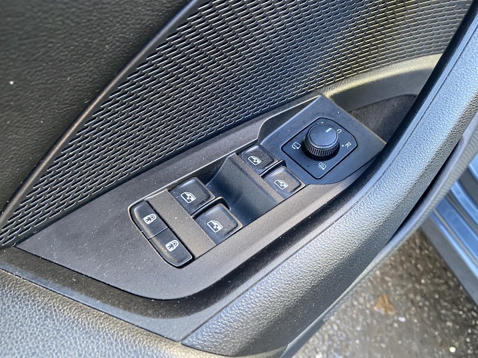 Škoda Octavia IV 1.5 TSi Style