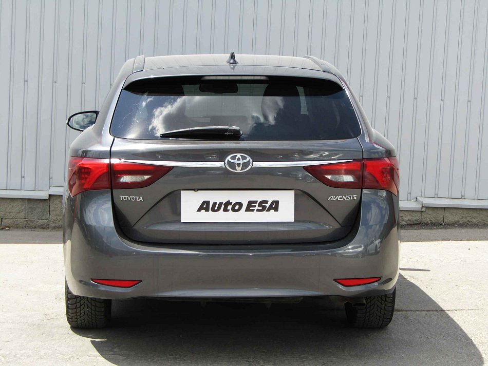 Toyota Avensis 2.0 D 