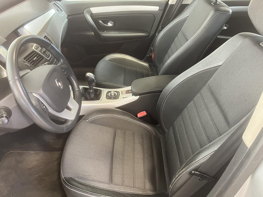 Renault Laguna 2.0 dCi 