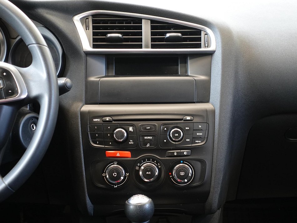 Citroën C4 1.2i 