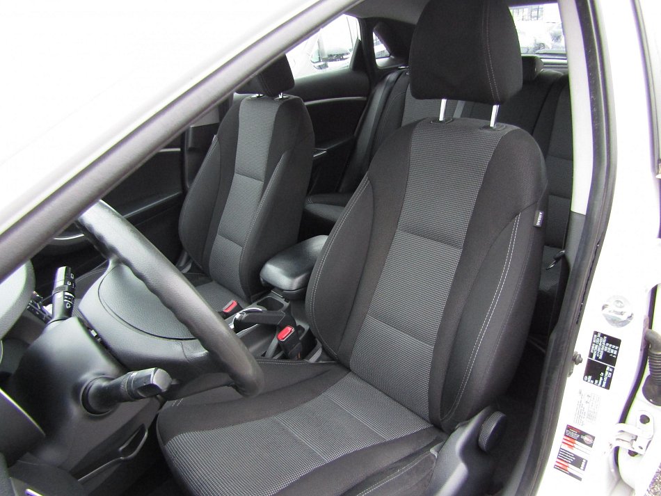 Hyundai I30 1.6i 