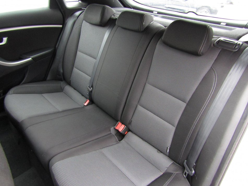 Hyundai I30 1.6i 