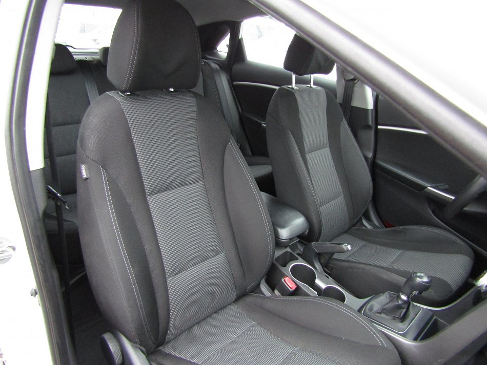 Hyundai I30 1.6i 