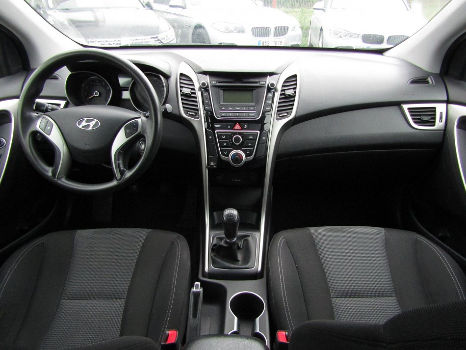 Hyundai I30 1.6i 