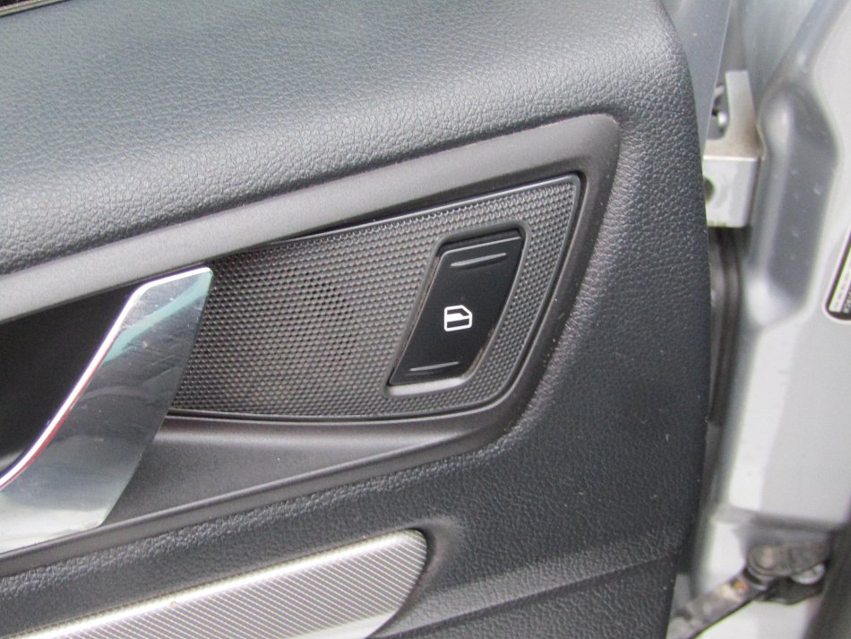 Škoda Octavia II 1.6 TDi Elegance