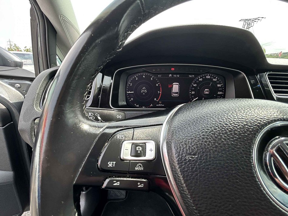 Volkswagen Golf 1.5 TSi Highline